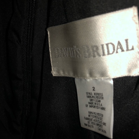 Dress - Picture 3 of 3